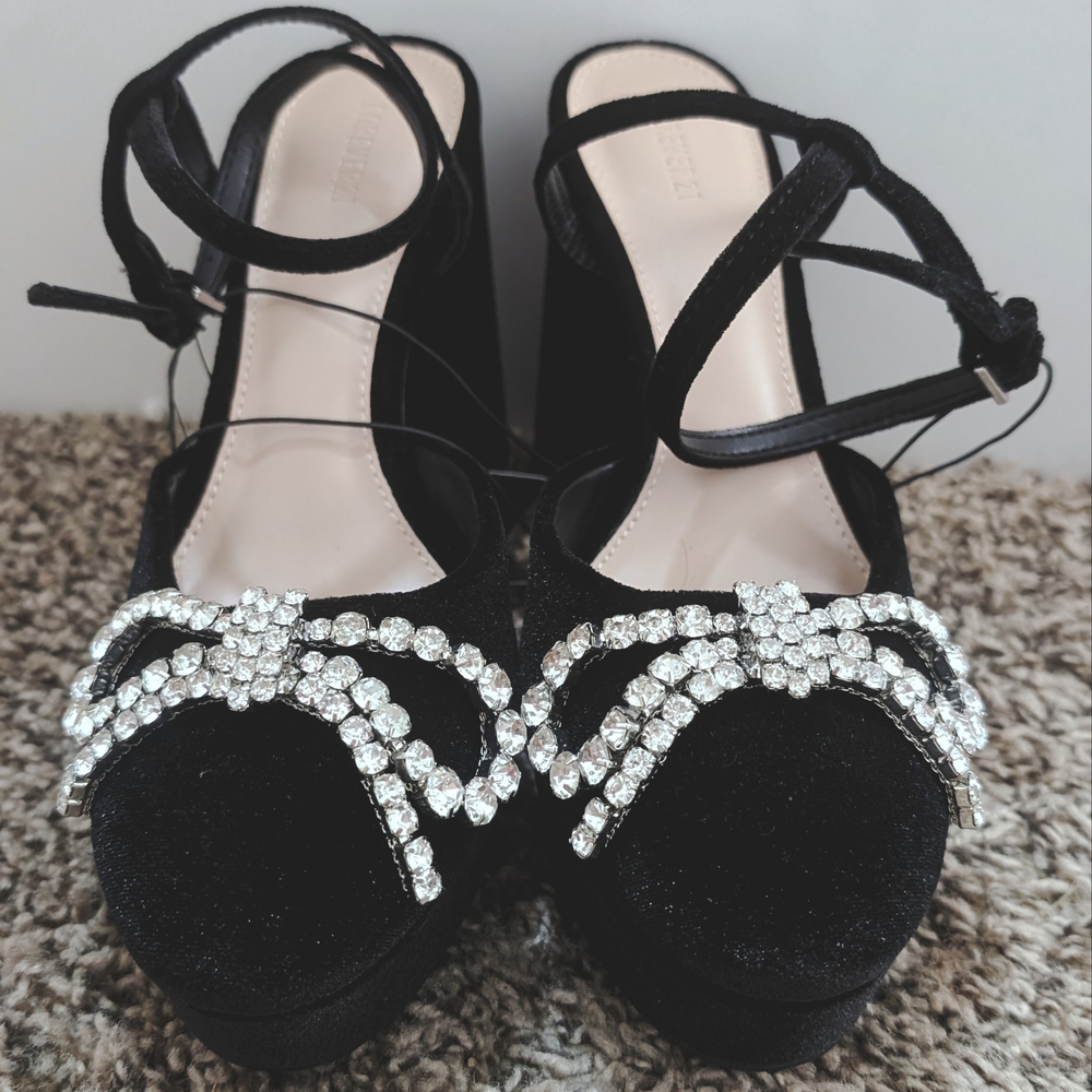 Forever 21 Black Heels with Rhinestone Bow
